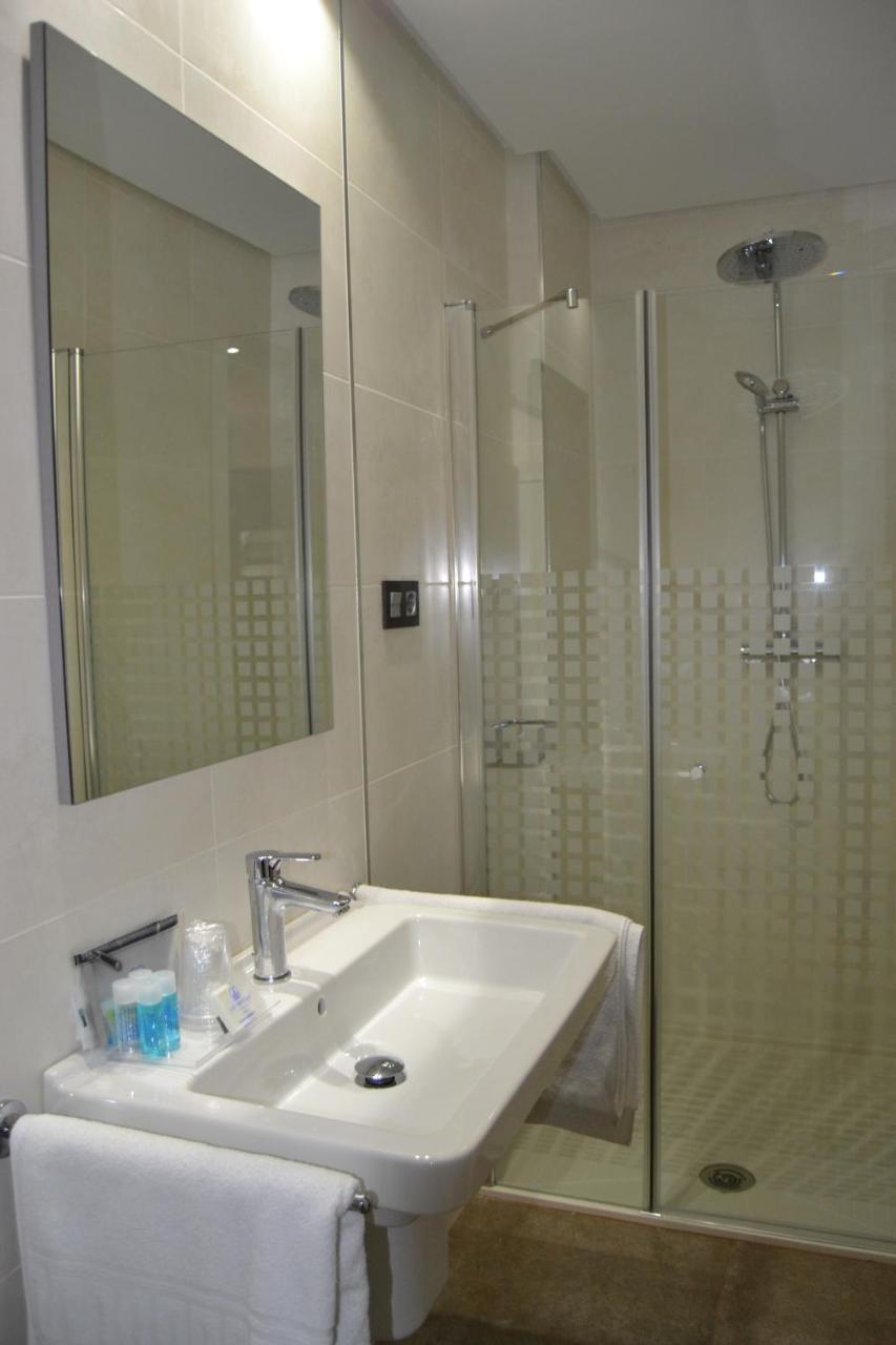 Apartamentos Las Palmeras Palma del Río Extérieur photo